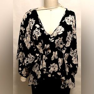 B.O.G Collective blouse in excellent condition